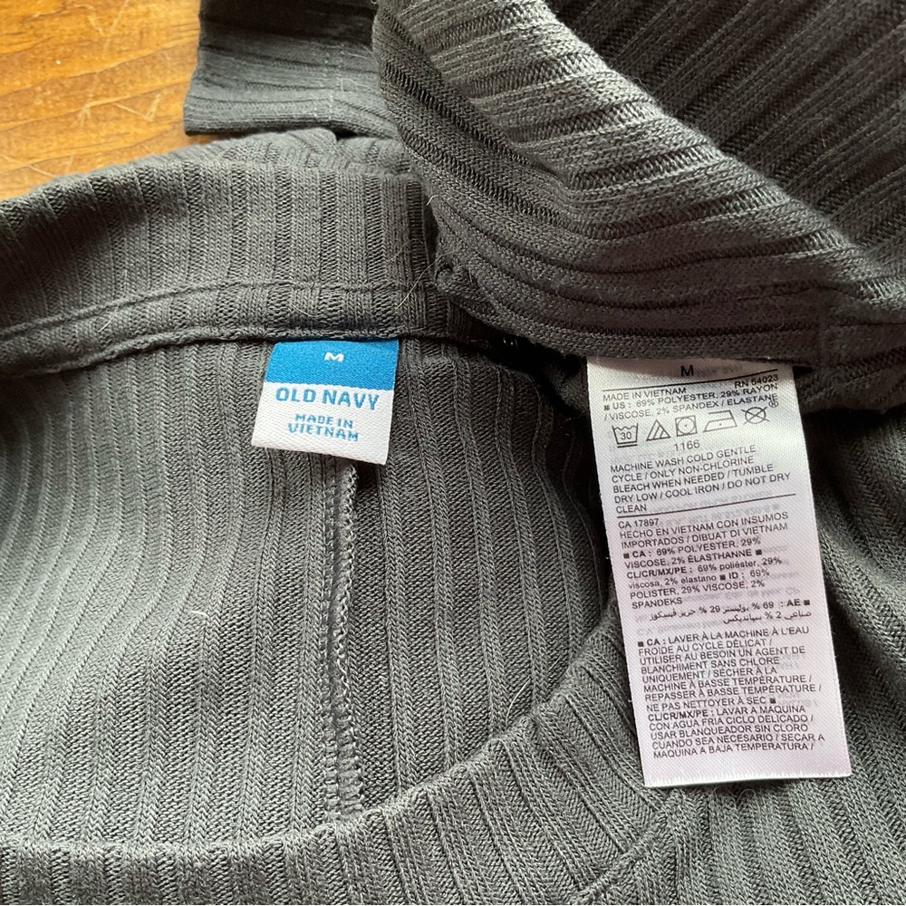 Old Navy Gray Ribbed Maxi Dress - M
